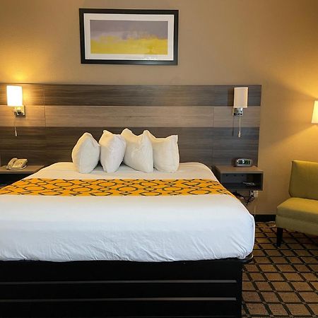 Baymont By Wyndham West Plains Hotel Kültér fotó